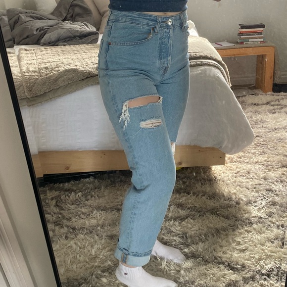 H&M High Waisted Jeans - Picture 5 of 5